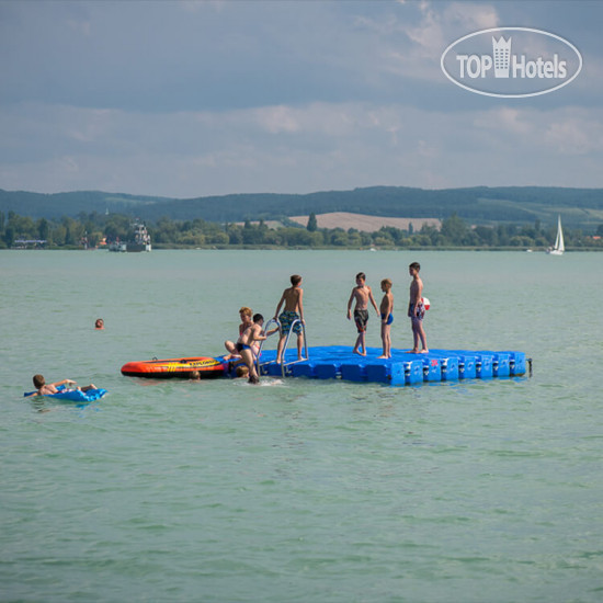 New photos from tourists Club Tihany 4*