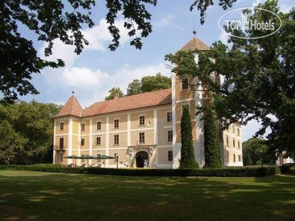 Hotelier's photos Hedervary 4*