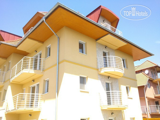 Hotel photo 1000 Home Apartments 