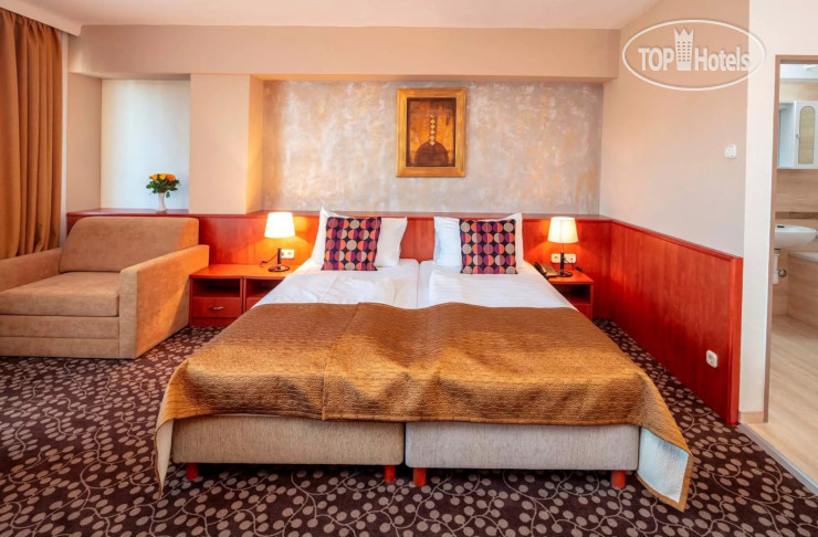 Hotel photo Charles 3*