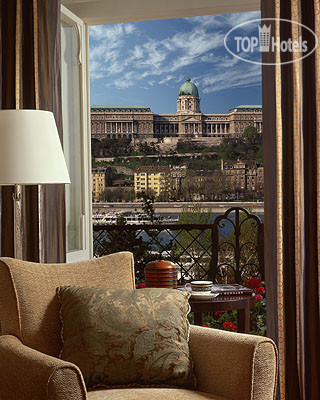 New photos from tourists Four Seasons Hotel Gresham Palace Budapest 5*
