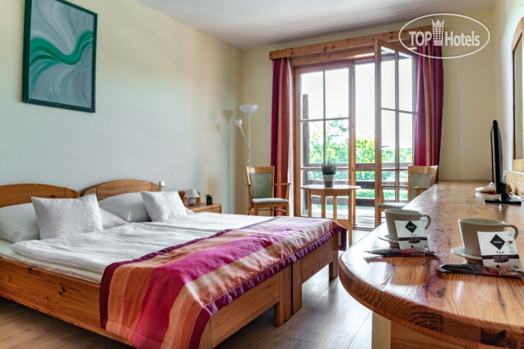 Фото Petnehazy Clubhotel Hotel