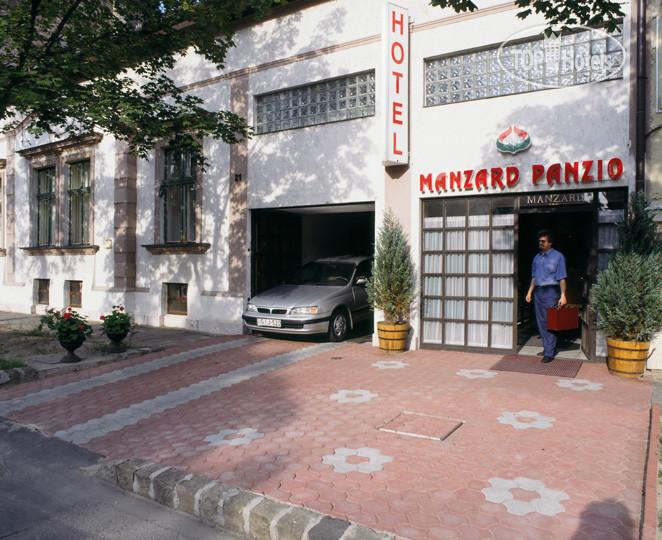 Hotel photo Manzard Panzio 3*