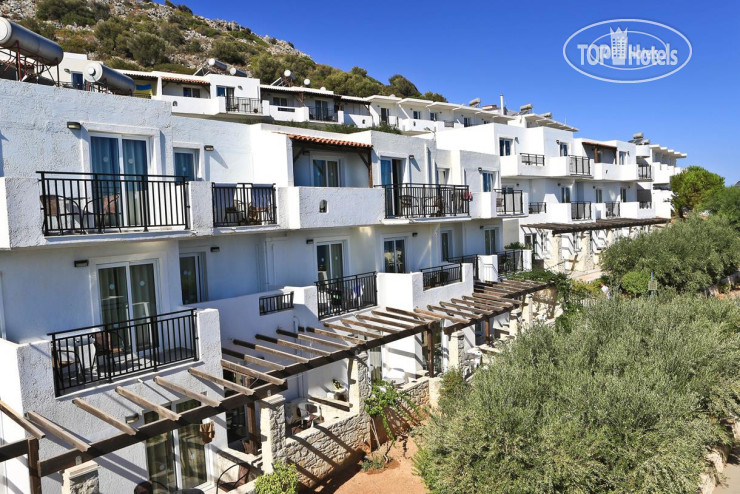 Semiramis Village 4*