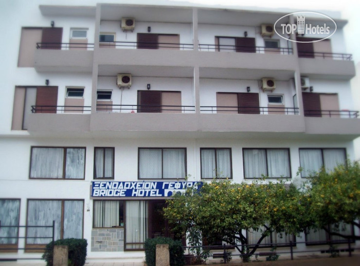 Фото Gefyra Hotel