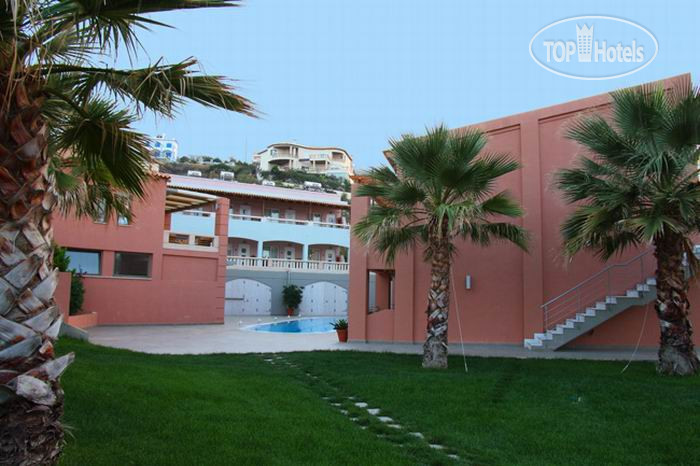 Anatoli Apartments 2*