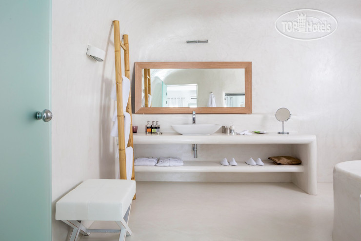 Photos Charisma Suites