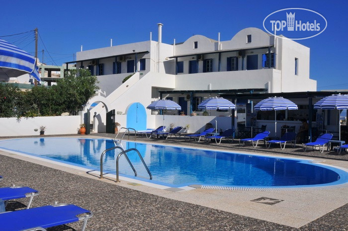 Photos Thira's Dolphin