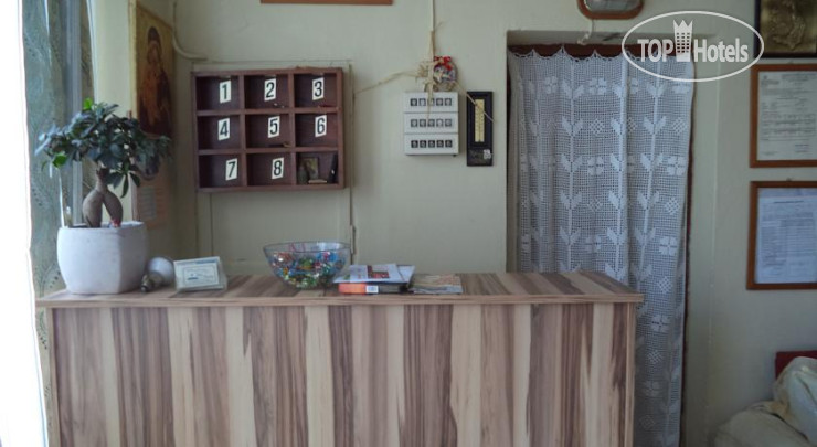 John Tatakis Hotel 1*