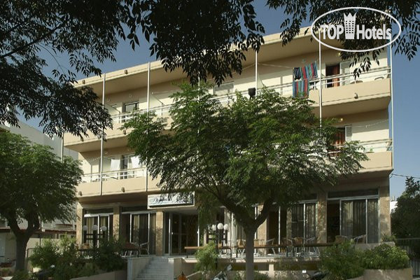 Hotelier's photos Theonia Hotel 2*