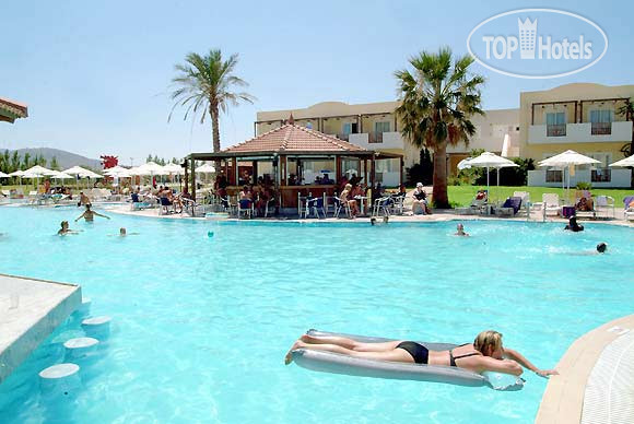 New photos from tourists Zorbas Beach 4*