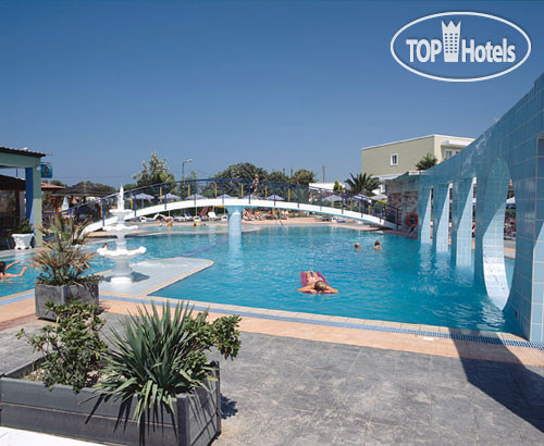 New photos from tourists Corali 4*
