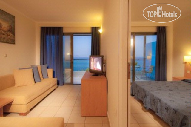 New photos from tourists Philippion APT