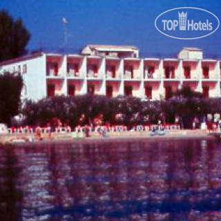 Фото Dassia Beach