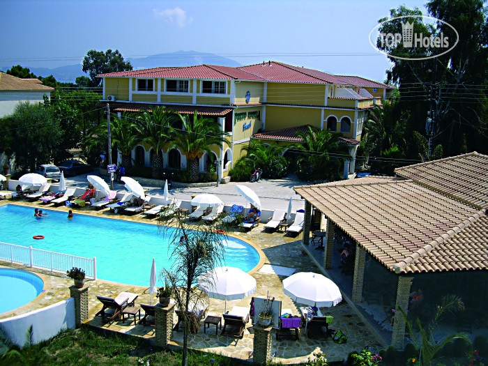 New photos from tourists Porto Koukla 3*