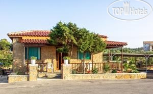 Hotel photo Plaka Beach Resort 