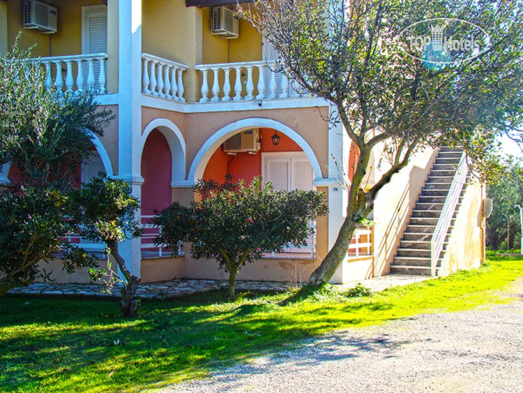 New photos from tourists Stelios Studios