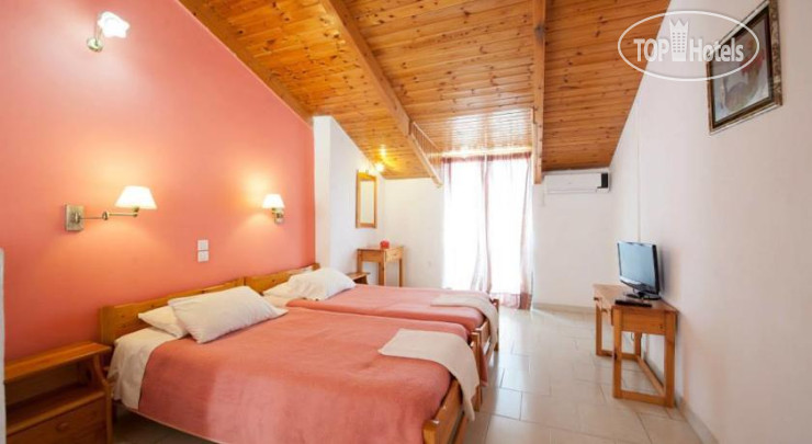 New photos from tourists Villa Krinas 2*