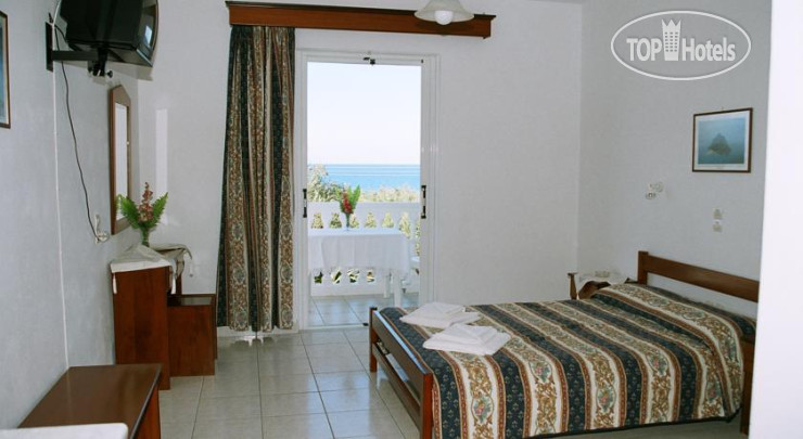 New photos from tourists Pelagos Studios