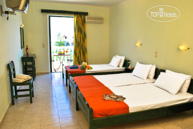 New photos from tourists Kozanos II 4*