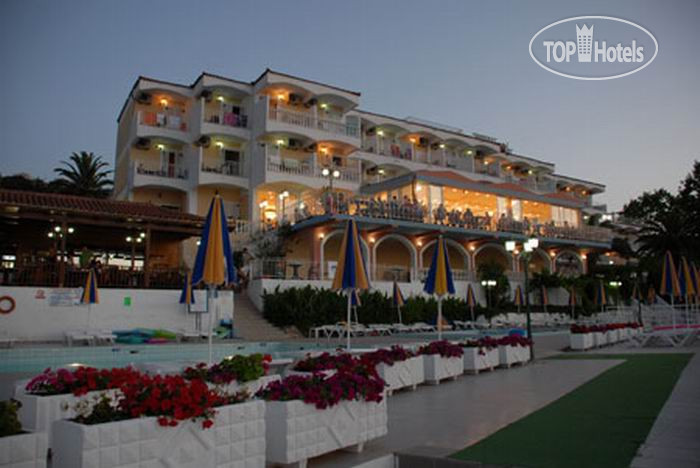 Hotel photo Captains 3*
