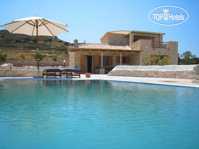 Hotelier's photos Purple Villa 5*