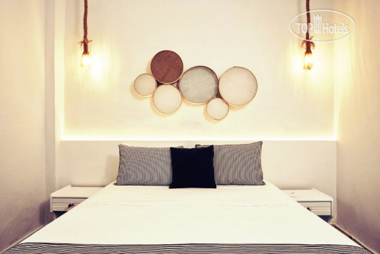 Photos Mr & Mrs White Corfu