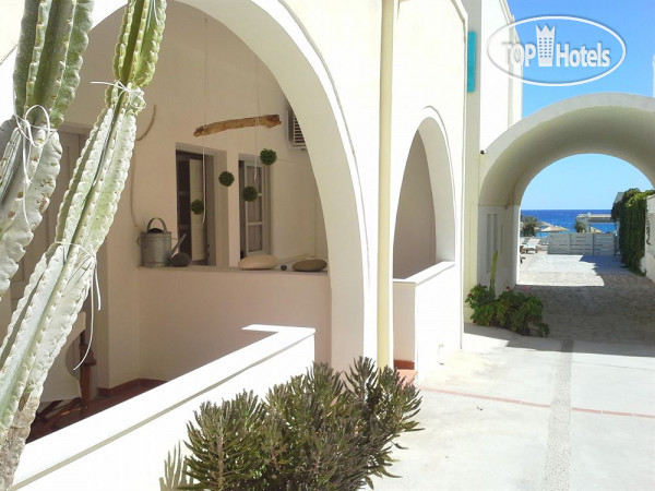 Hotelier's photos El Mar Villas