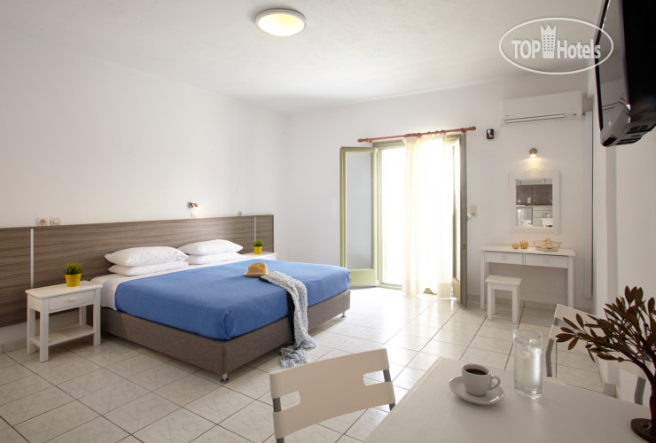 New photos from tourists Studios Marios