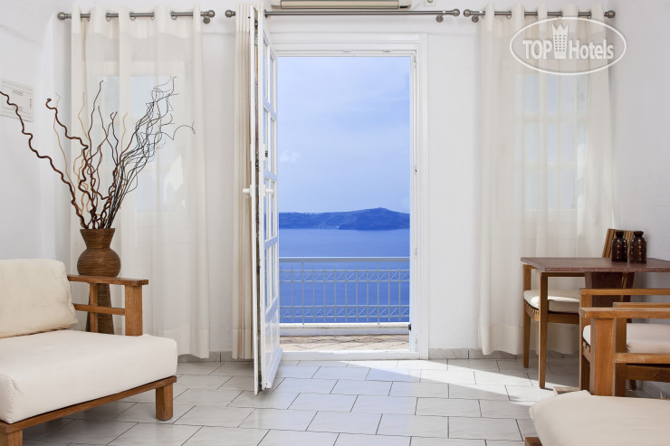 Hotel photo Athina Luxury Suites 4*