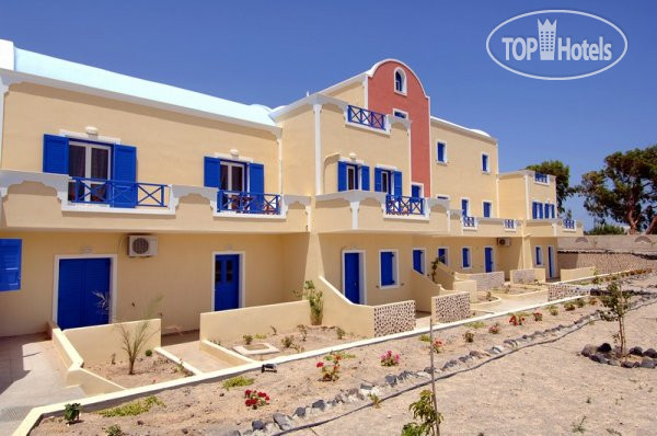 New photos from tourists Bella Santorini 4*