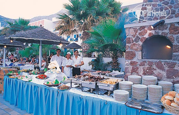 New photos from tourists Kamari Beach 3*