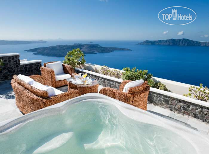 Hotelier's photos Santorini Luxury Villas 5*