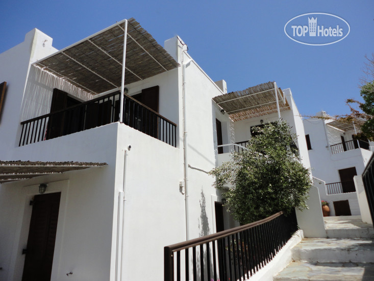 New photos from tourists Studios Petros