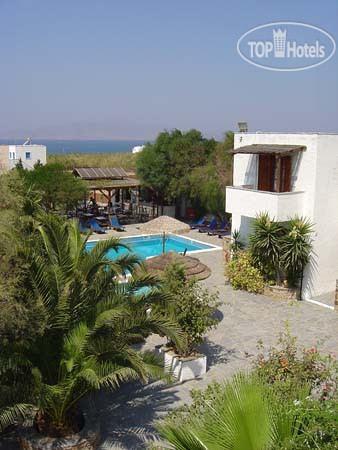 Hotelier's photos Summerland Holidays Resort 3*