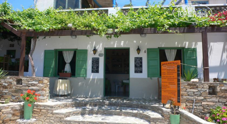 New photos from tourists Yannis Rooms