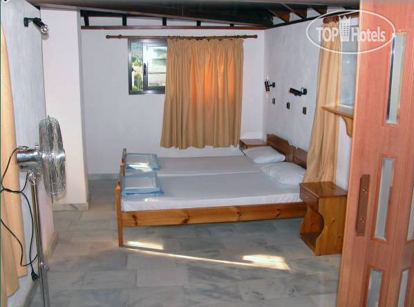 New photos from tourists Posidonia Apartments