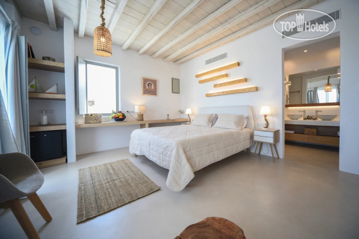 Hotel photo Myconian Crown Suites 5*