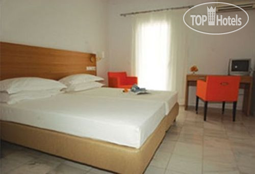 New photos from tourists Despotiko 3*