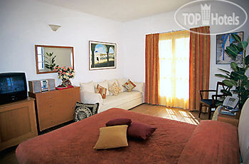 New photos from tourists Dionysos 4*