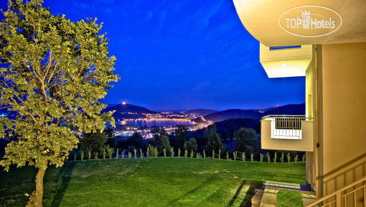 Новые добавленные фото туристов Enastron 4*