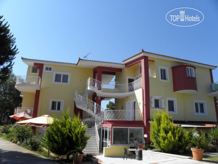 Фото Irida Resort Suites