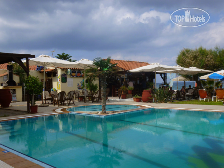 Photos Maliotakis Beach