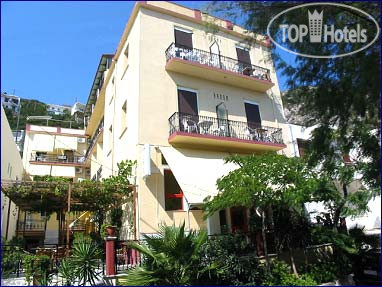 Hotel photo Ikarion 2*