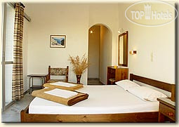 New photos from tourists Anna Platanou