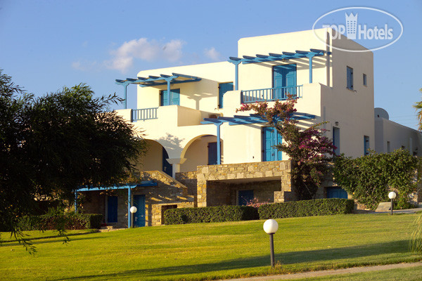 New photos from tourists Poseidon of Paros 4*
