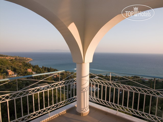 Новые добавленные фото туристов Folies Apartments 2*