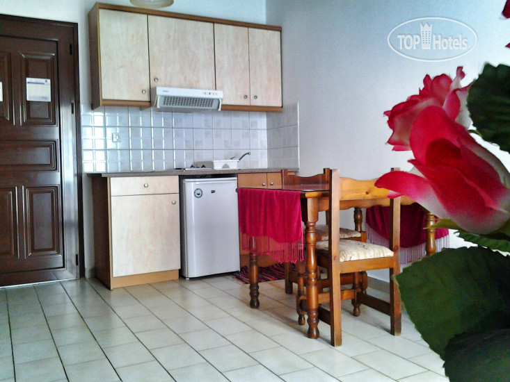 New photos from tourists Byron Hotel 2*