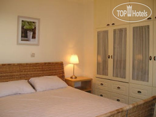 New photos from tourists 3 Queens Villas