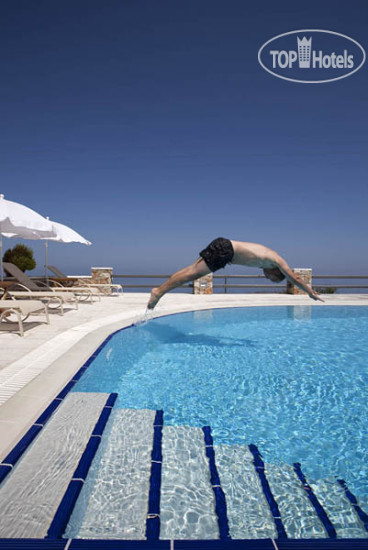 New photos from tourists Aeri Folegandros Studios 3*